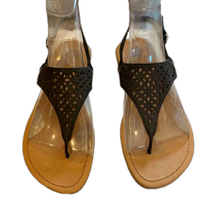 NEW Ugg Leather Laser Cut Thong Sandals